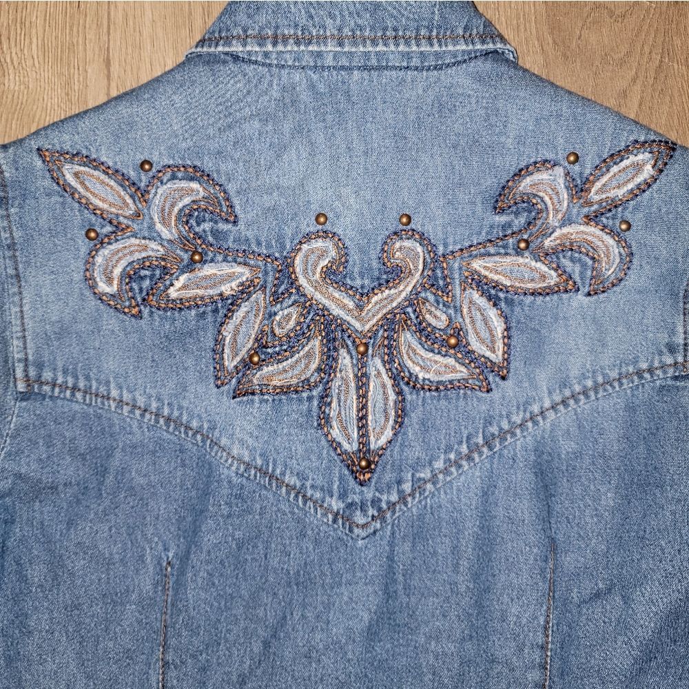 Double D Ranch Women's Denim Shirt S - Picture 3 of 8